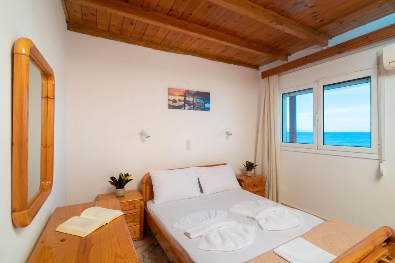 Agnadi Sea View Apartments Alikanász Kültér fotó